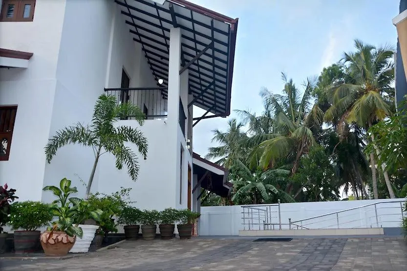 Belmont Villa - Free Airport Shuttle Service Negombo